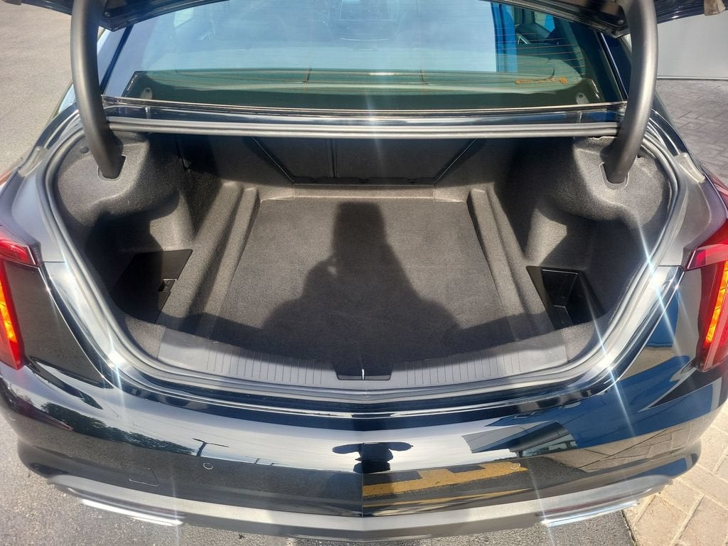 2022 Cadillac CT5 Luxury