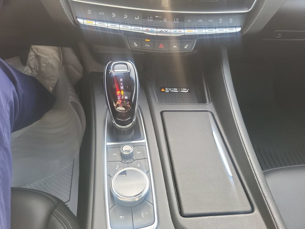 2022 Cadillac CT5 Luxury