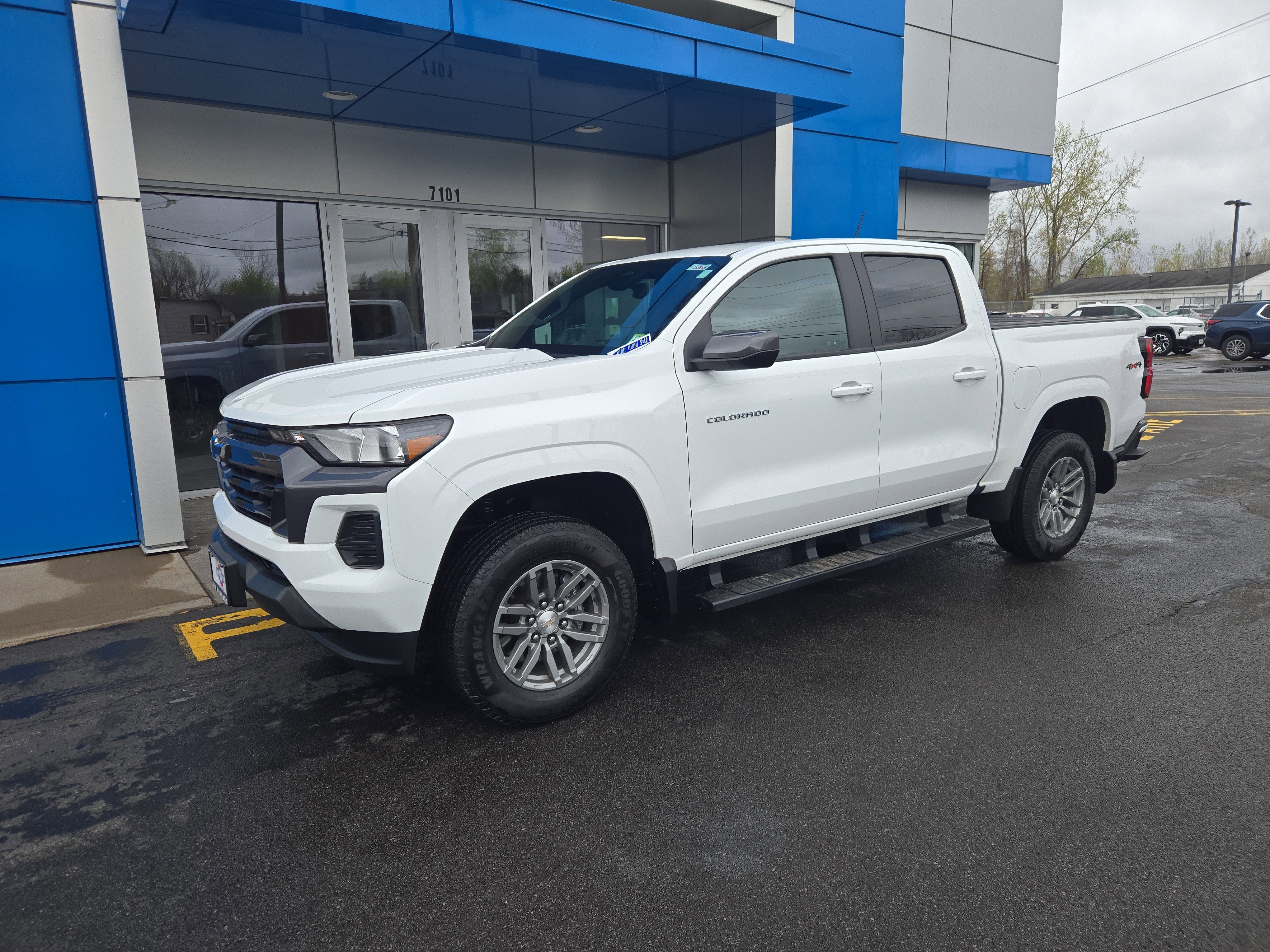 2023 Chevrolet Colorado LT