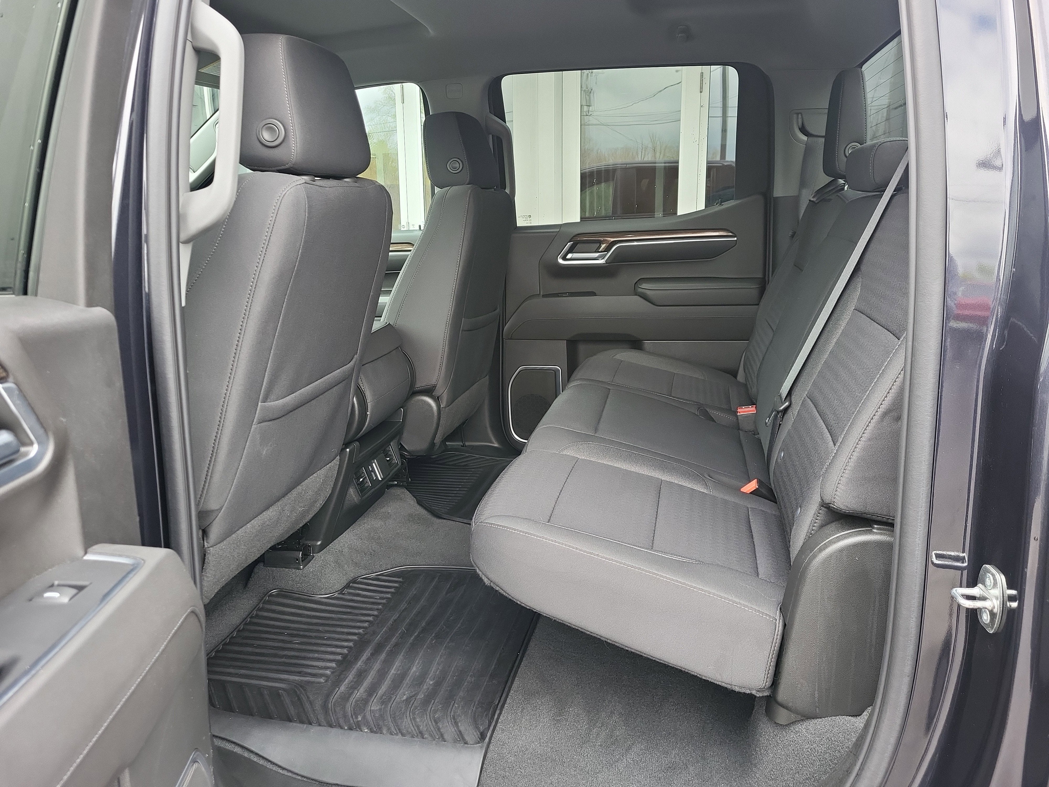 2022 Chevrolet Silverado 1500 LT (2FL)