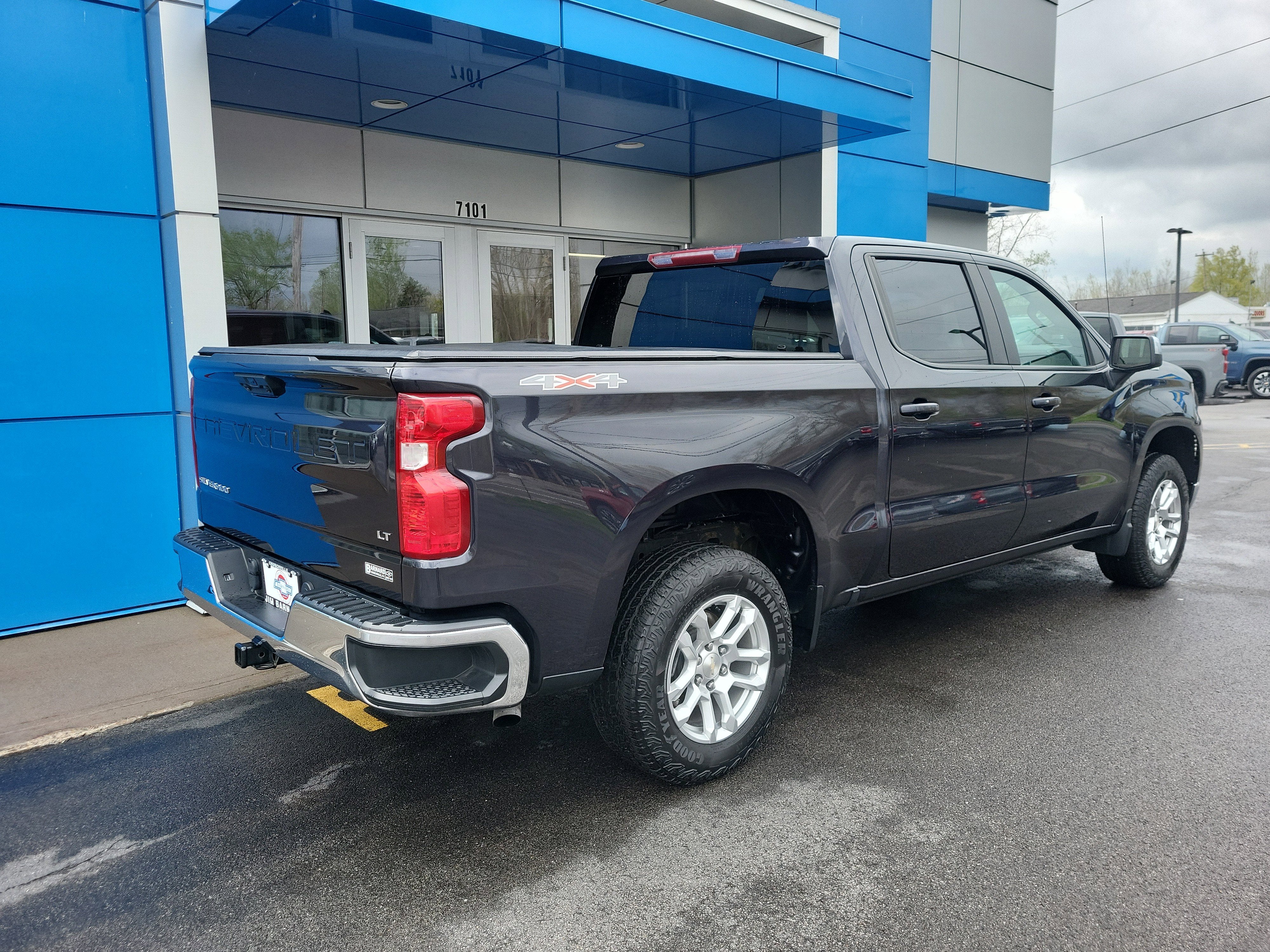 2022 Chevrolet Silverado 1500 LT (2FL)