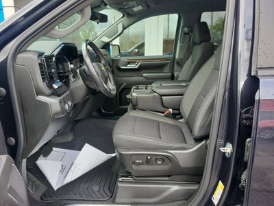 2022 Chevrolet Silverado 1500 LT (2FL)