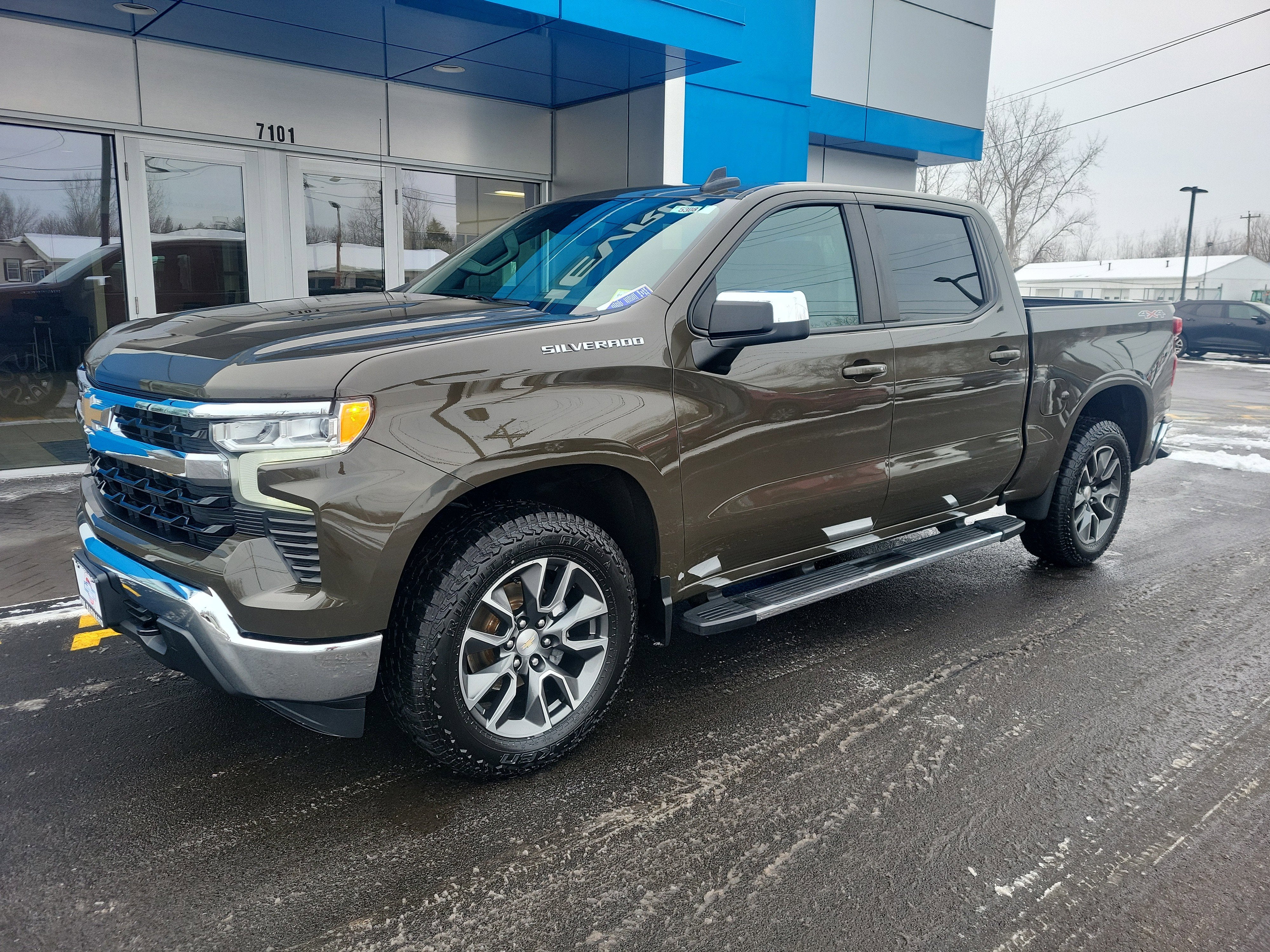 2023 Chevrolet Silverado 1500 LT (2FL)