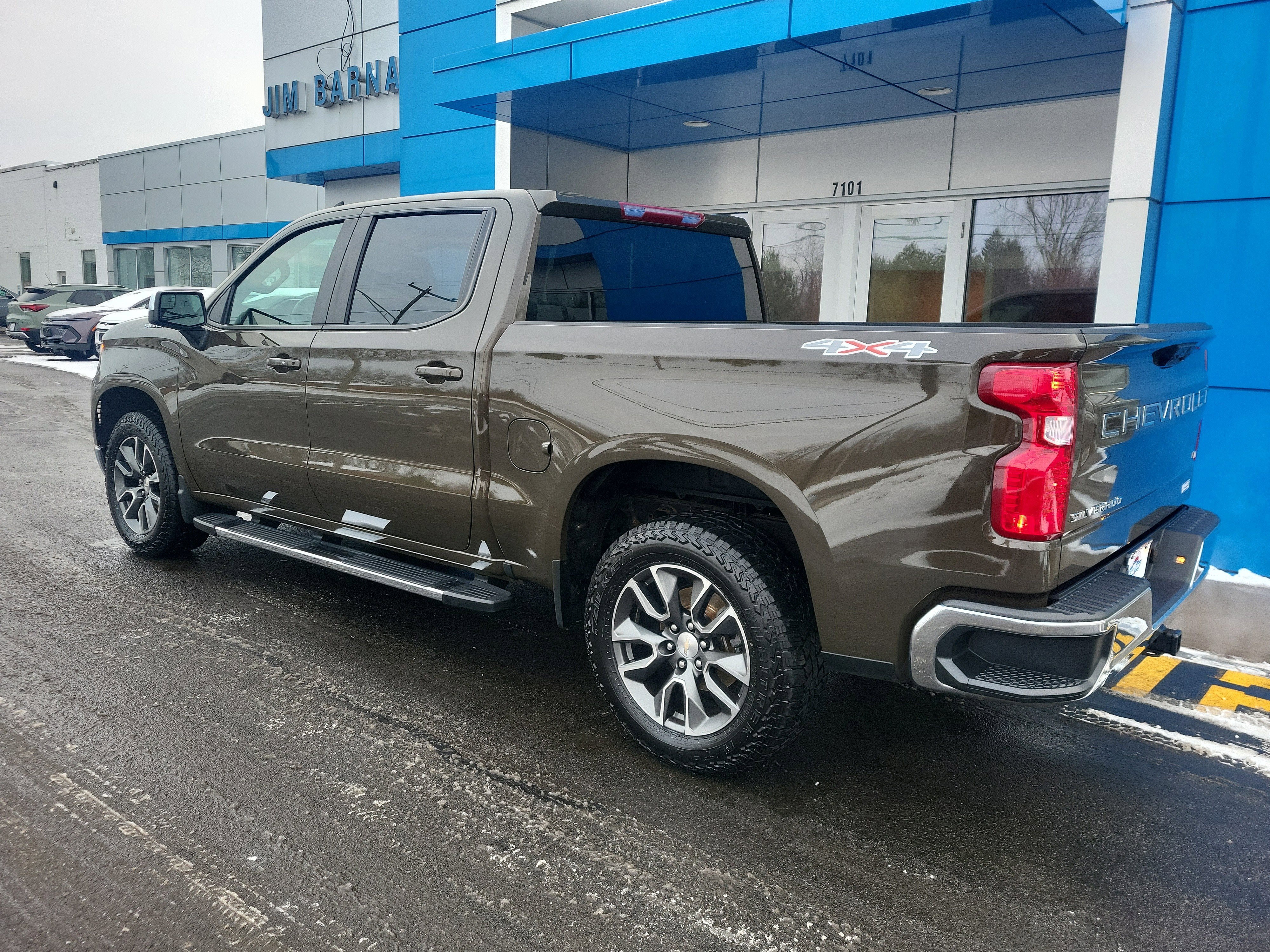 2023 Chevrolet Silverado 1500 LT (2FL)
