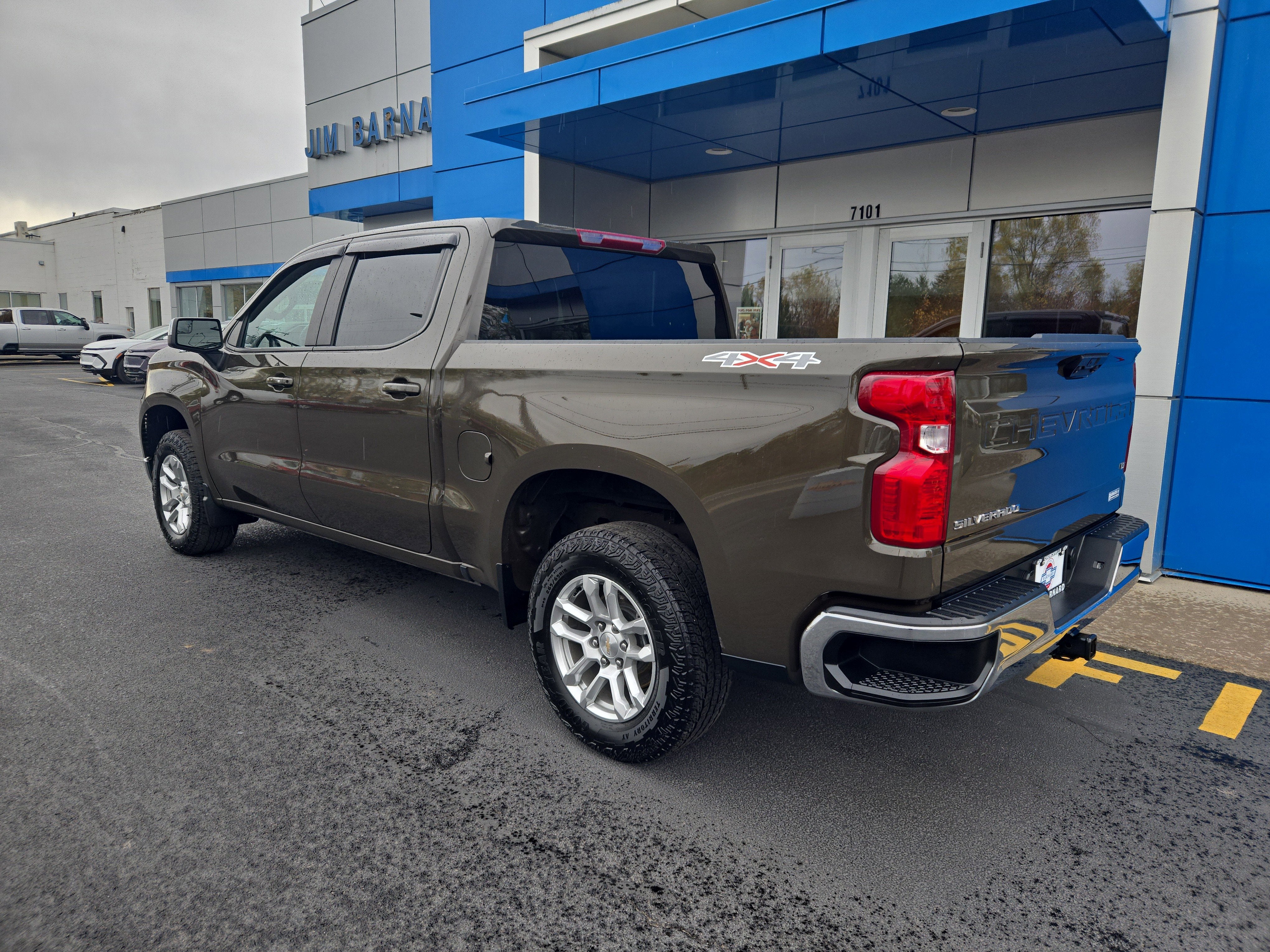2023 Chevrolet Silverado 1500 LT (2FL)