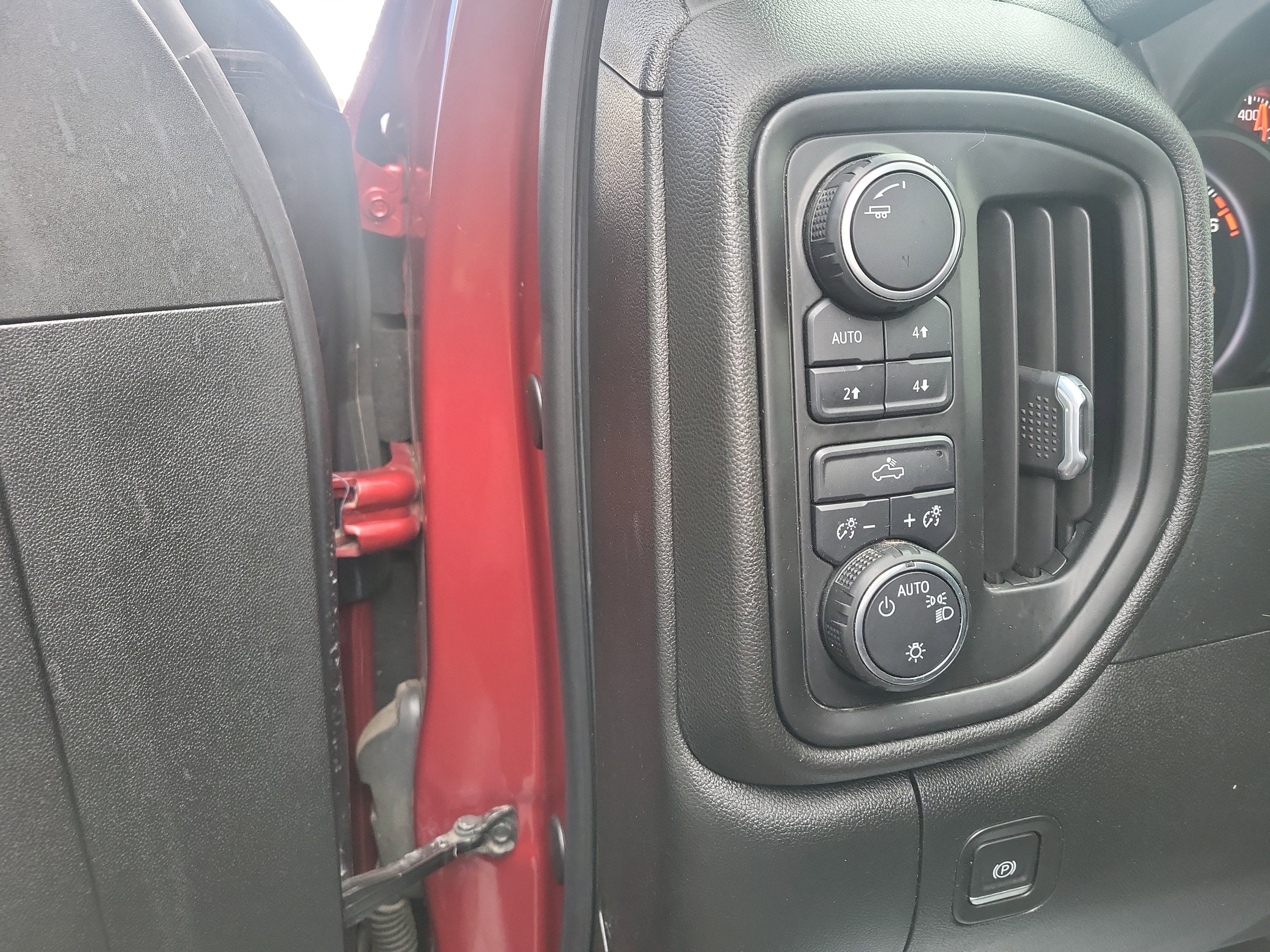 2020 Chevrolet Silverado 1500 Custom Trail Boss