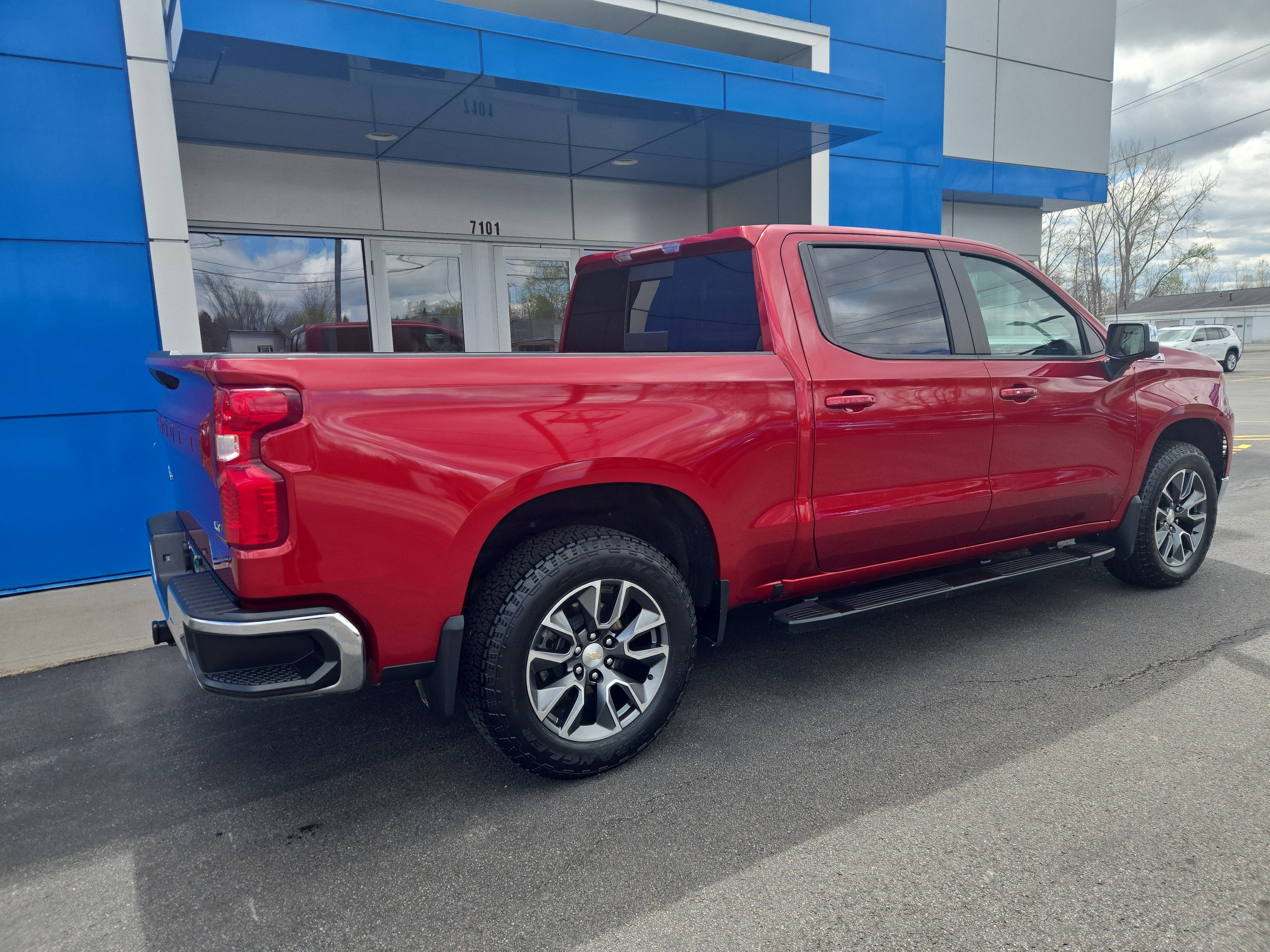 2023 Chevrolet Silverado 1500 LT