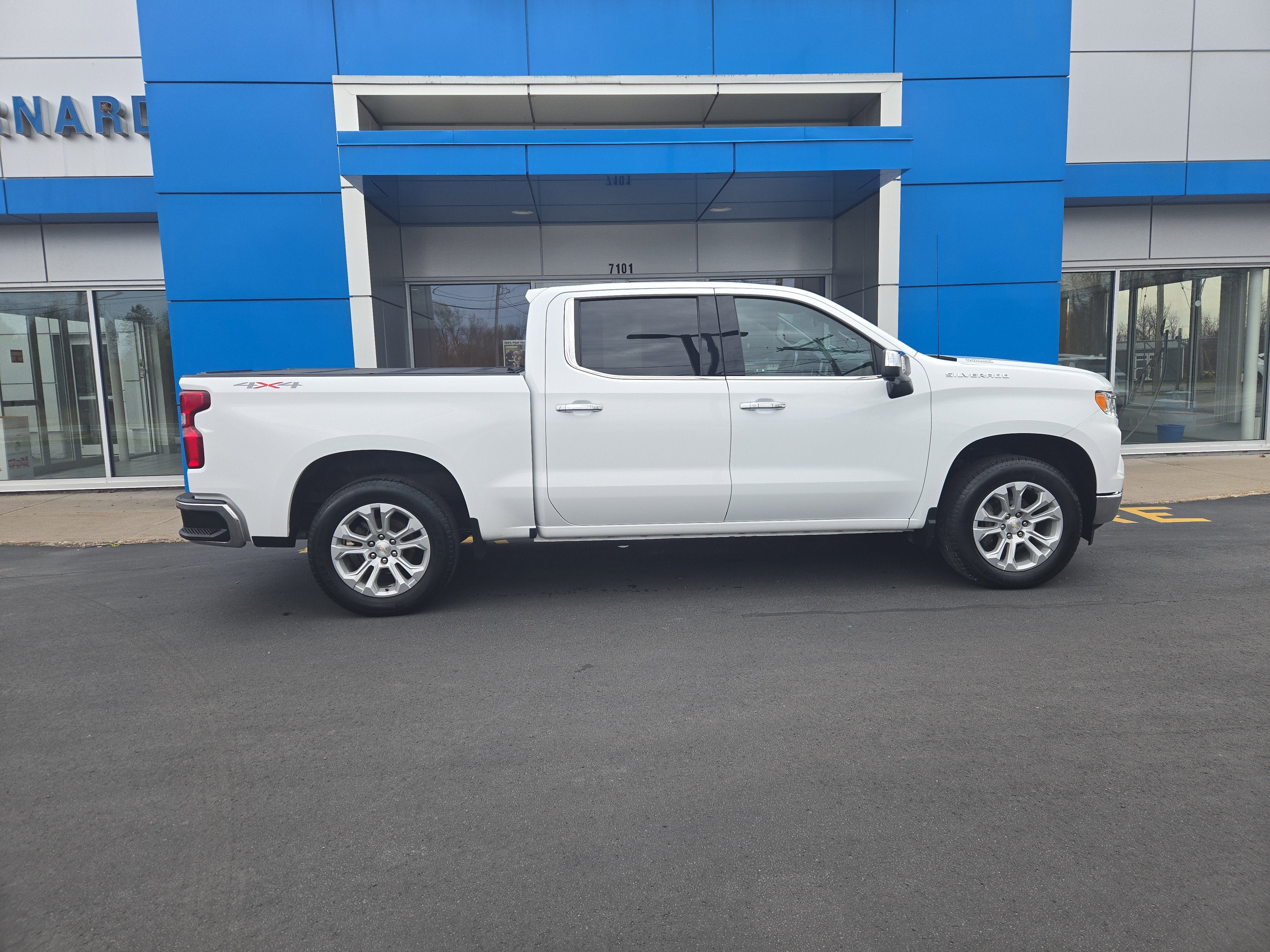 2023 Chevrolet Silverado 1500 LTZ