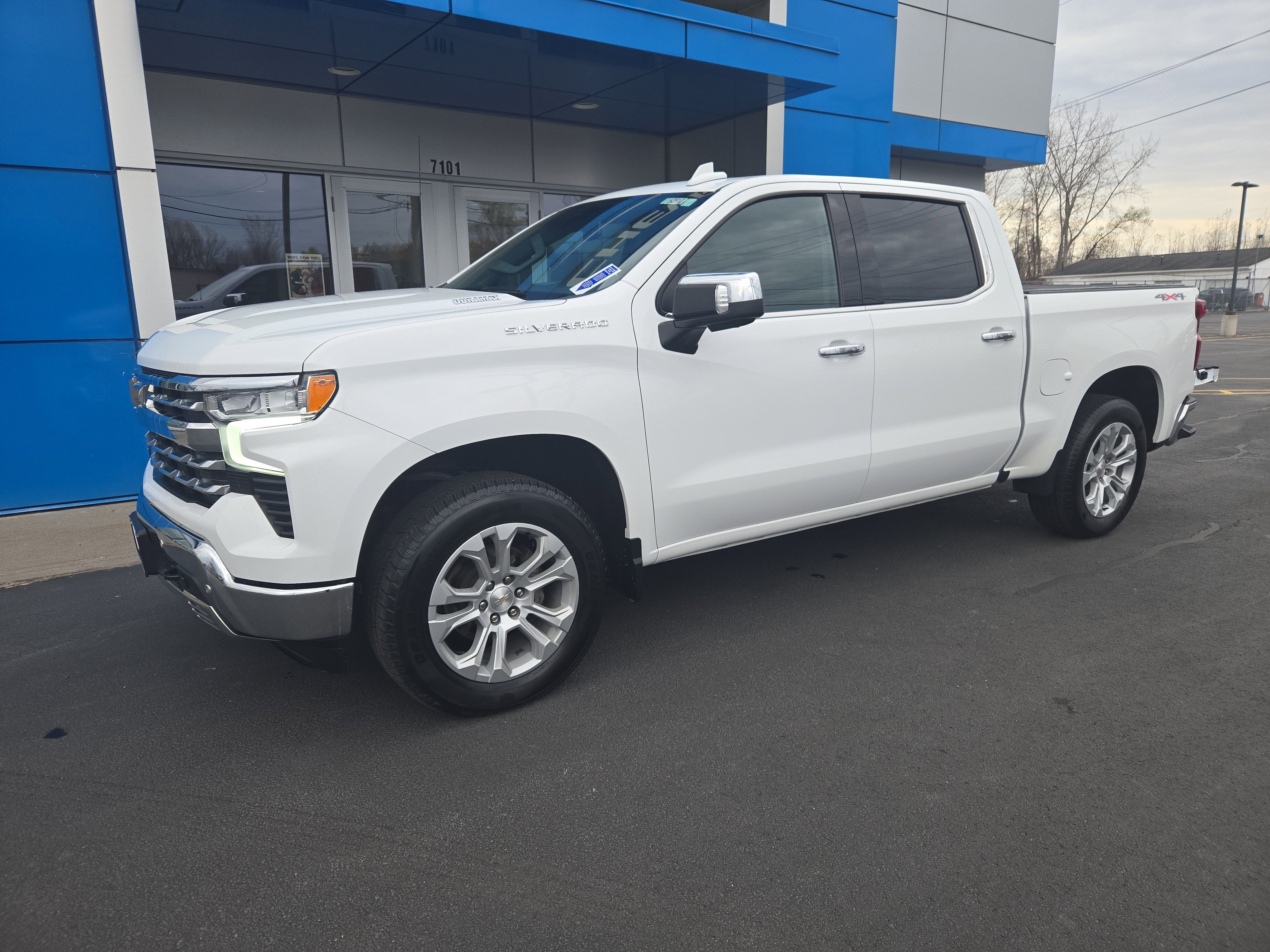 2023 Chevrolet Silverado 1500 LTZ