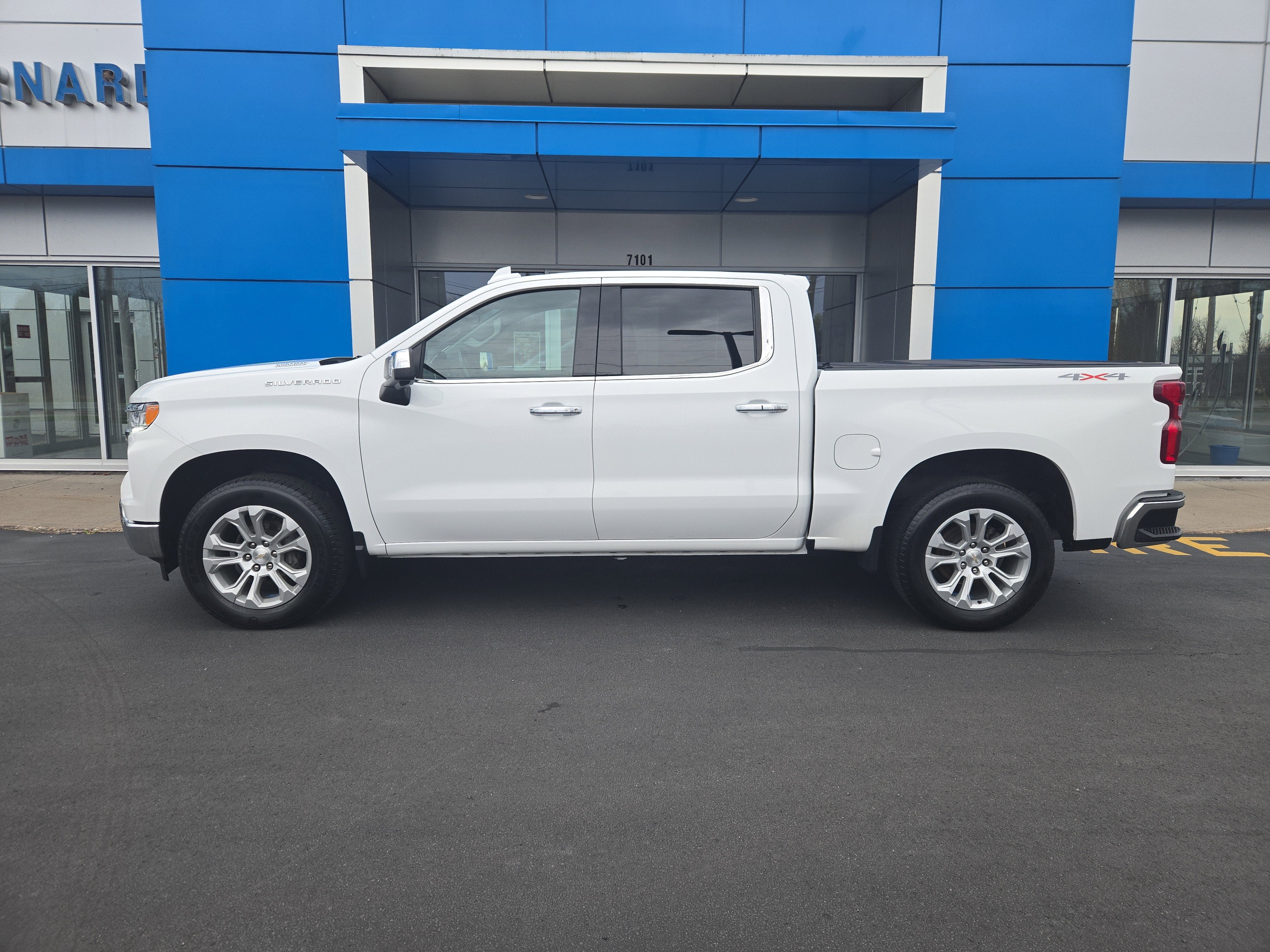 2023 Chevrolet Silverado 1500 LTZ