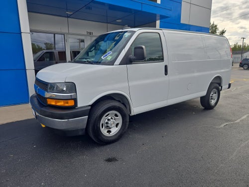 2025 Chevrolet Express Cargo WT