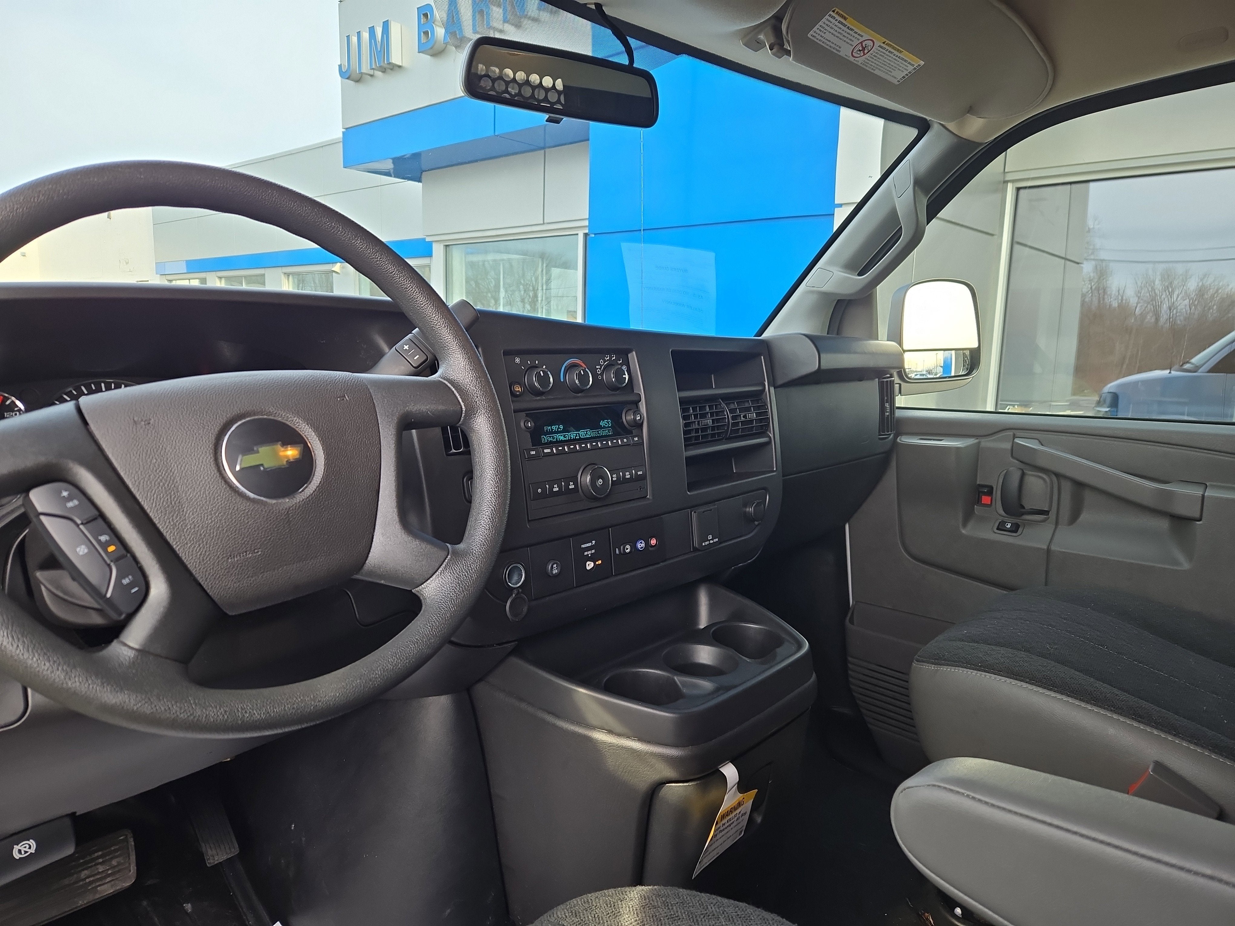 2024 Chevrolet Express Cargo 2500 WT