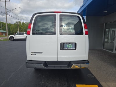 2025 Chevrolet Express Cargo WT
