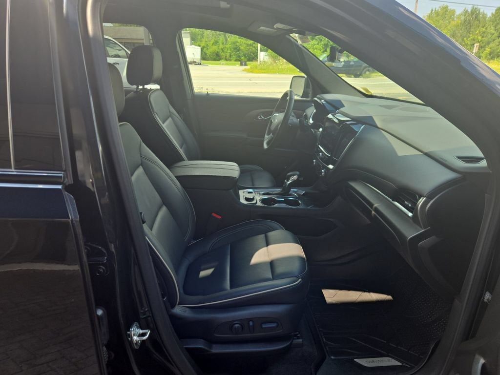 2024 Chevrolet Traverse Limited Premier