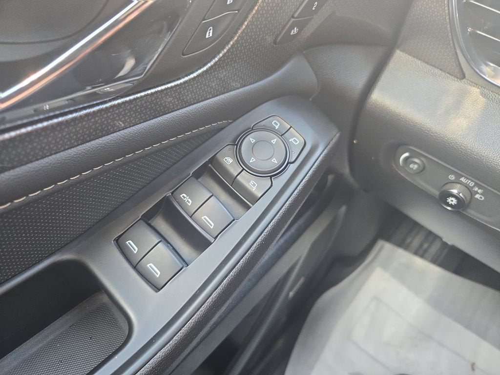 2024 Chevrolet Traverse Limited Premier