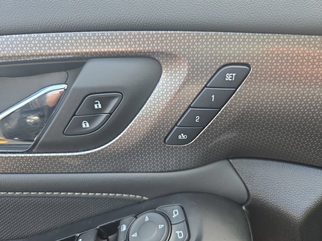 2024 Chevrolet Traverse Limited Premier