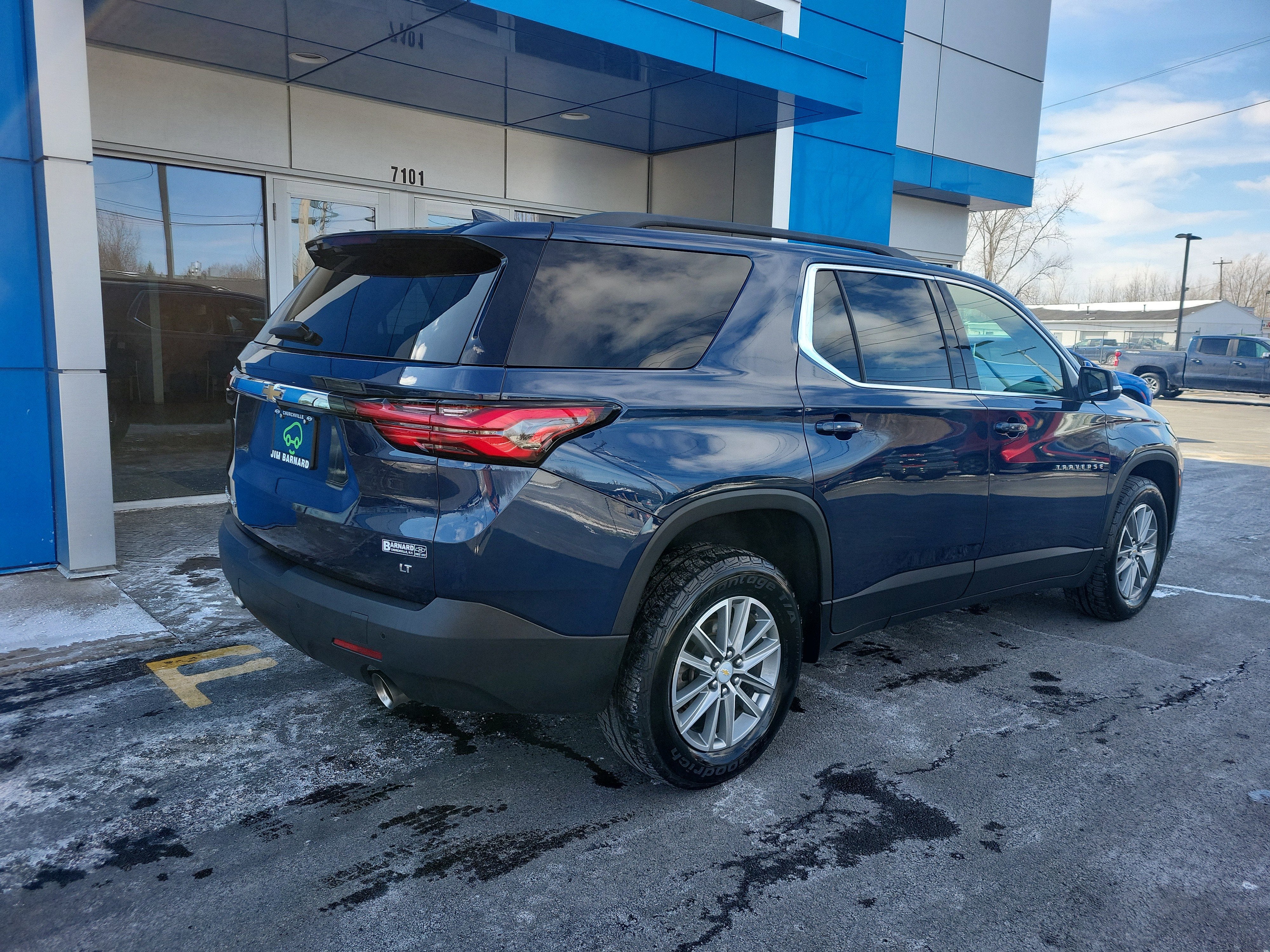 2022 Chevrolet Traverse LT Cloth