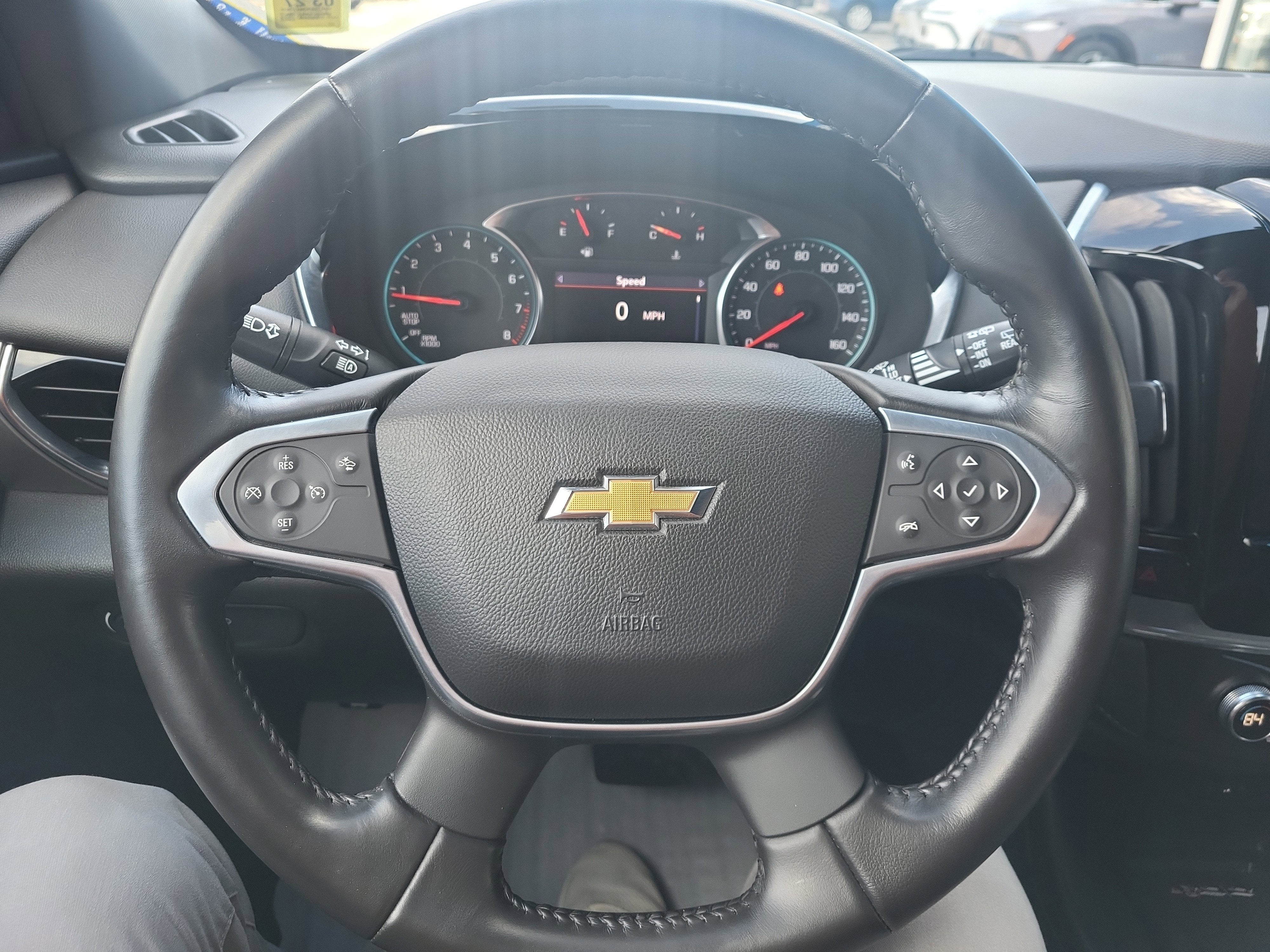 2022 Chevrolet Traverse LT Cloth