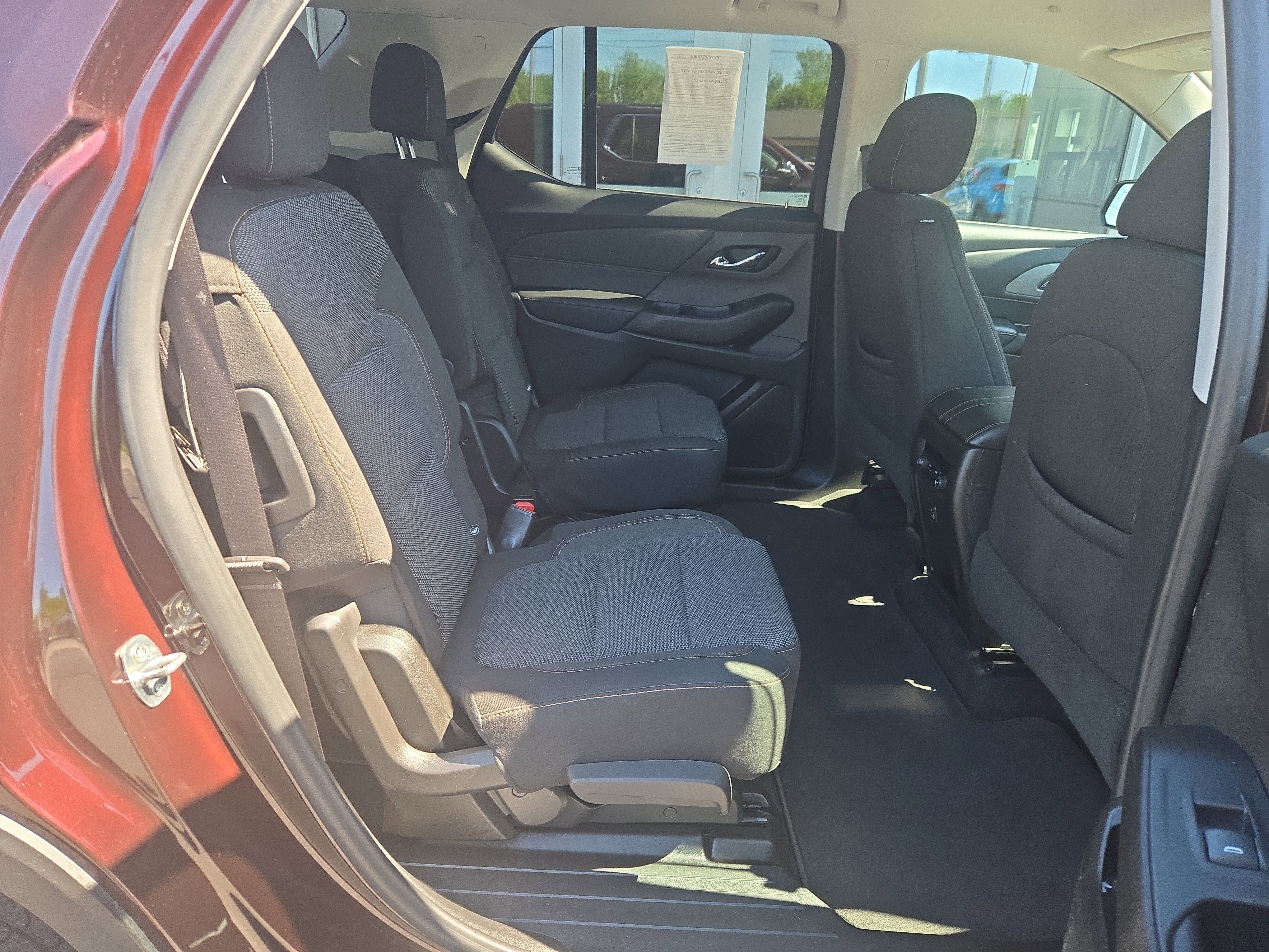 2021 Chevrolet Traverse LT Cloth