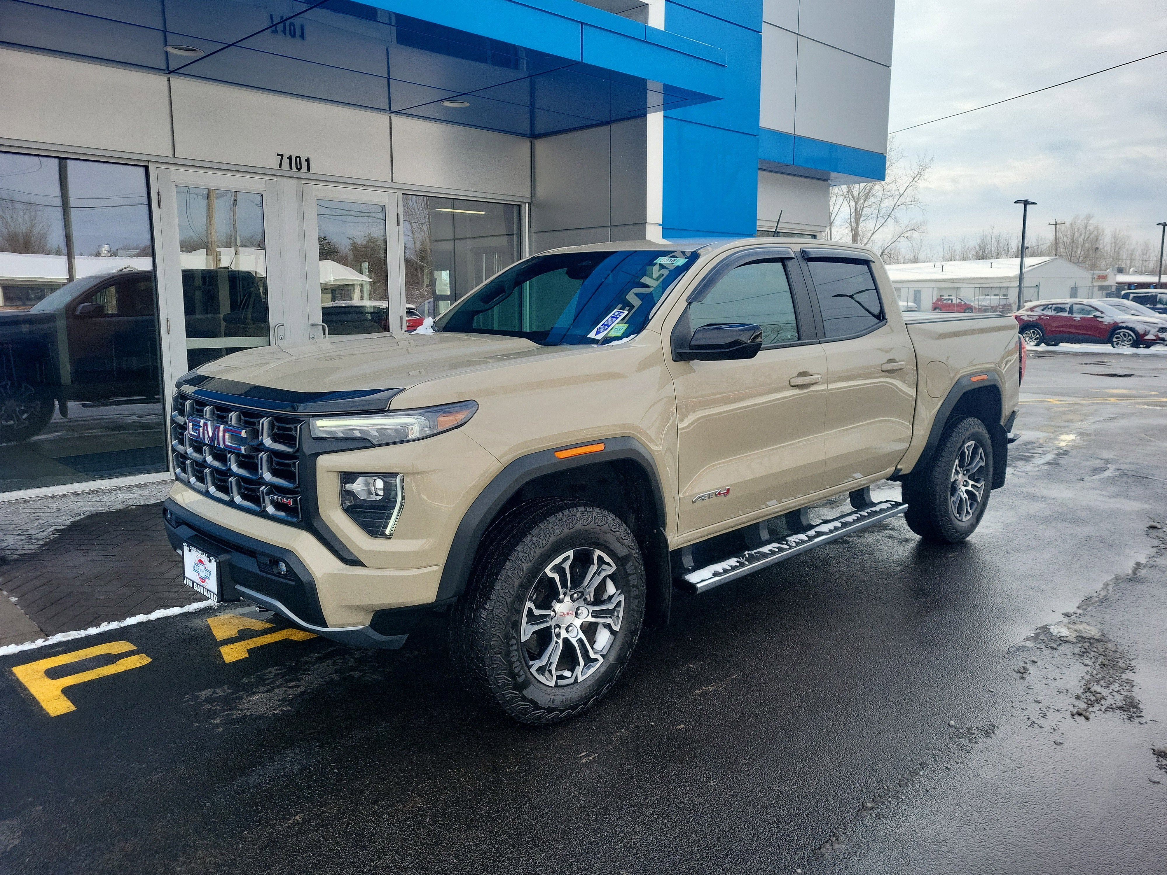 2023 GMC Canyon AT4