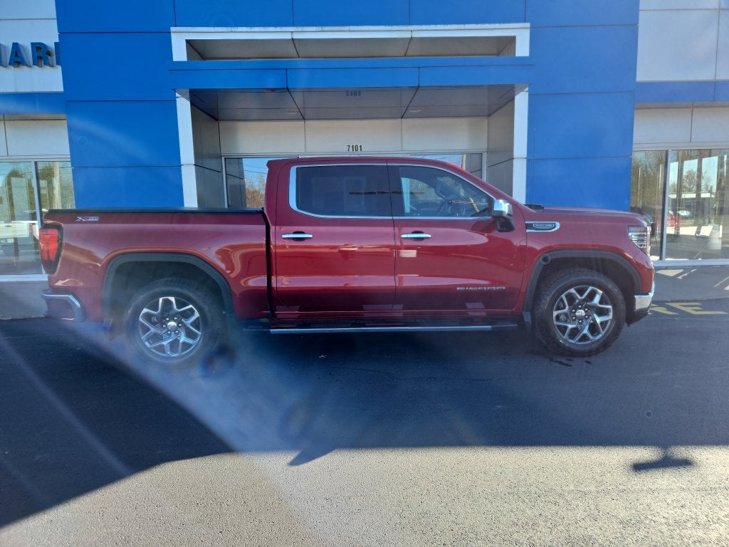 2024 GMC Sierra 1500 SLT