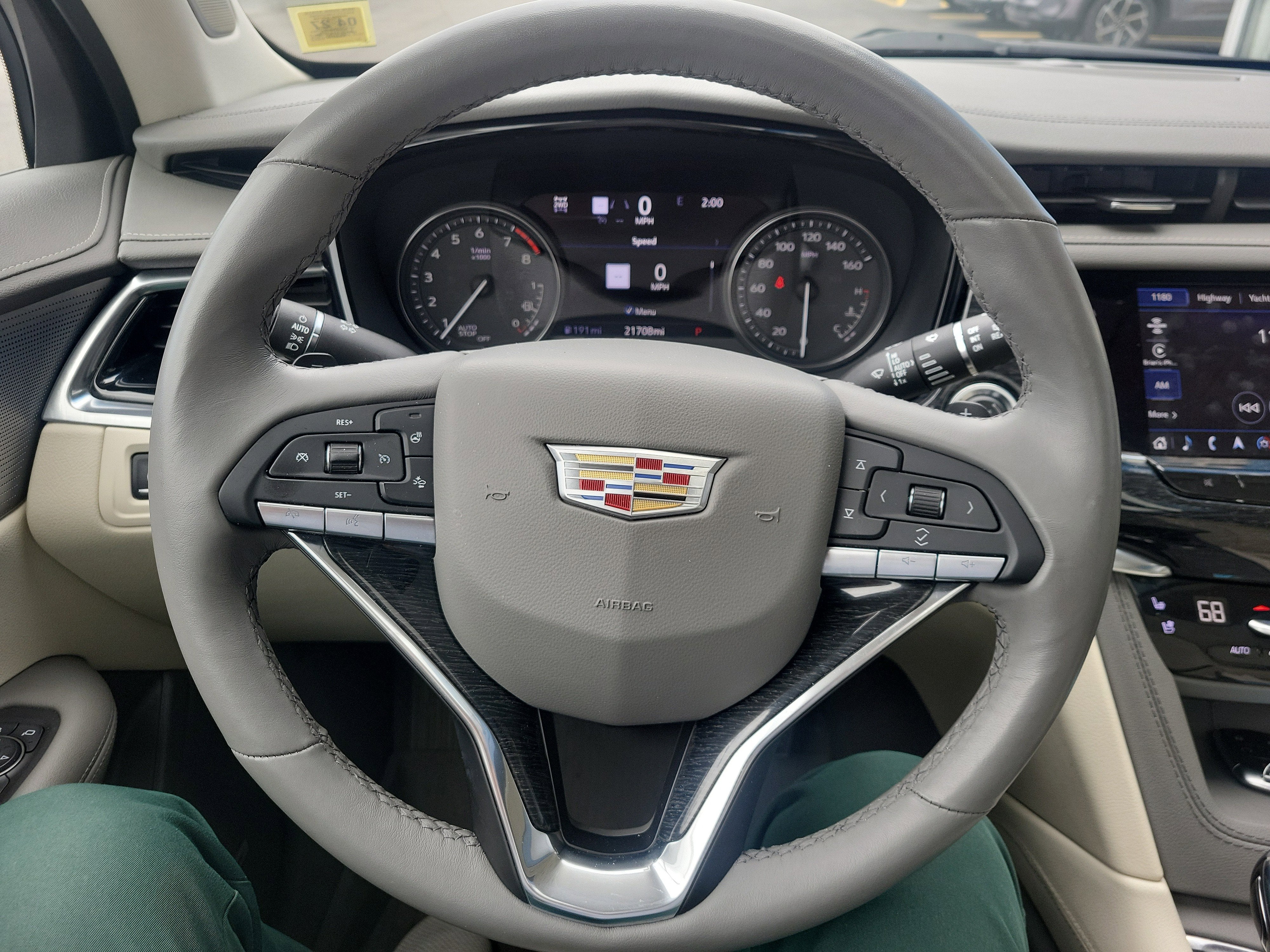 2023 Cadillac XT6 Premium Luxury