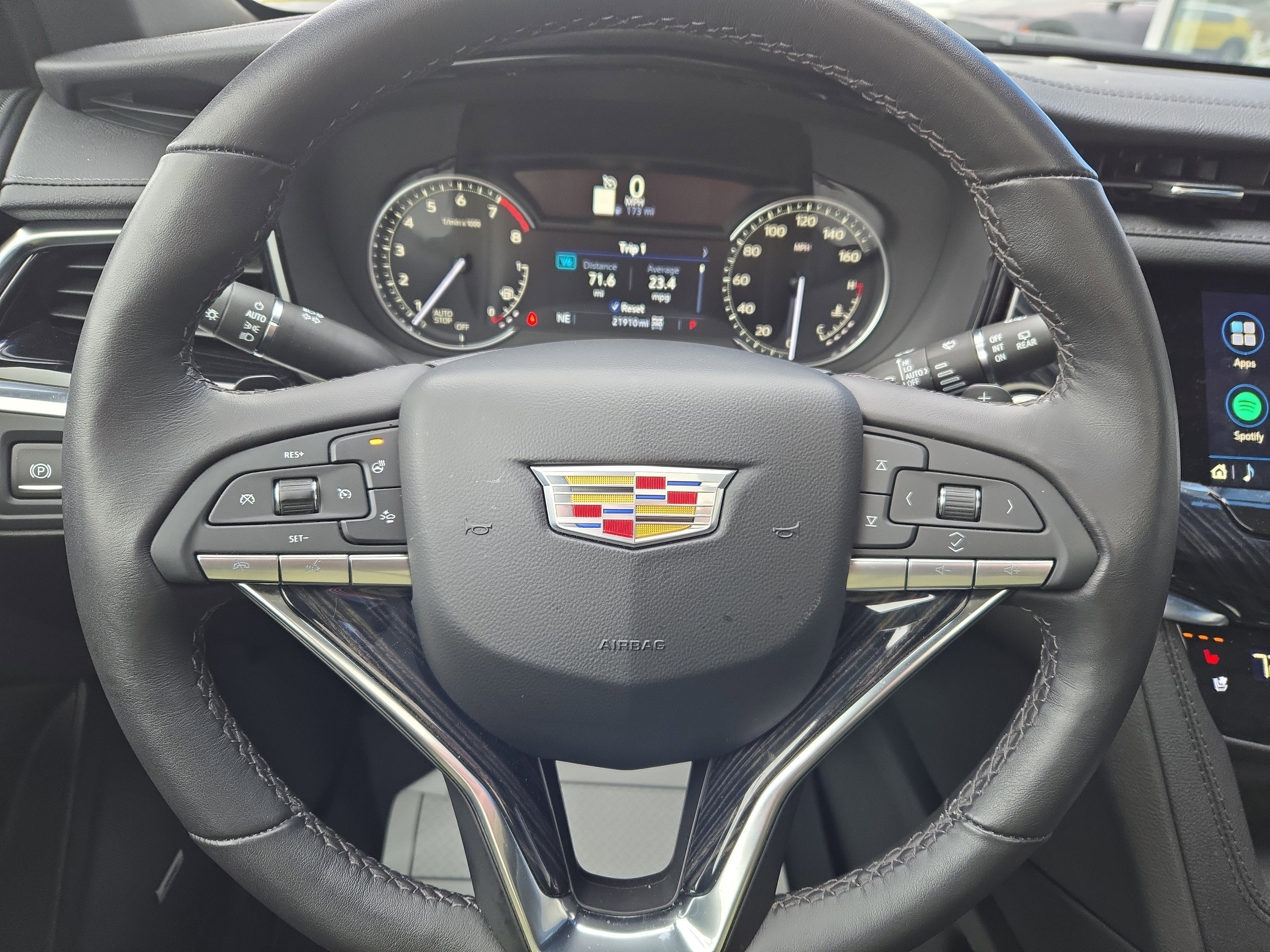 2024 Cadillac XT6 Premium Luxury