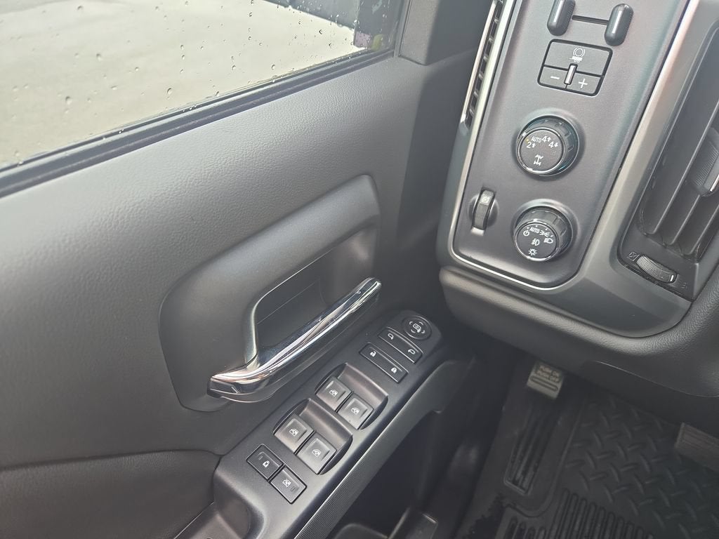 2019 Chevrolet Silverado LD LT