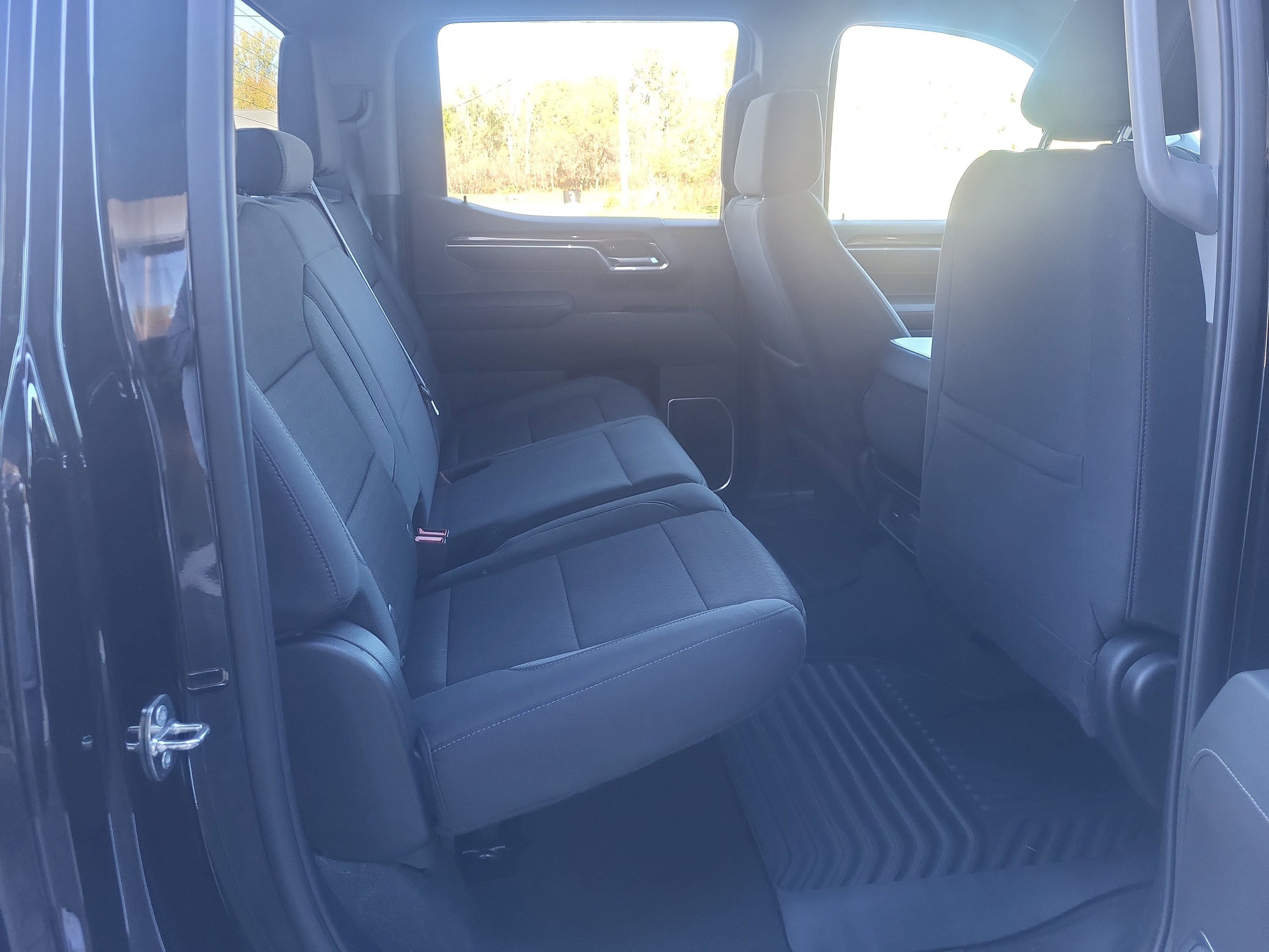 2022 Chevrolet Silverado 1500 LT (2FL)