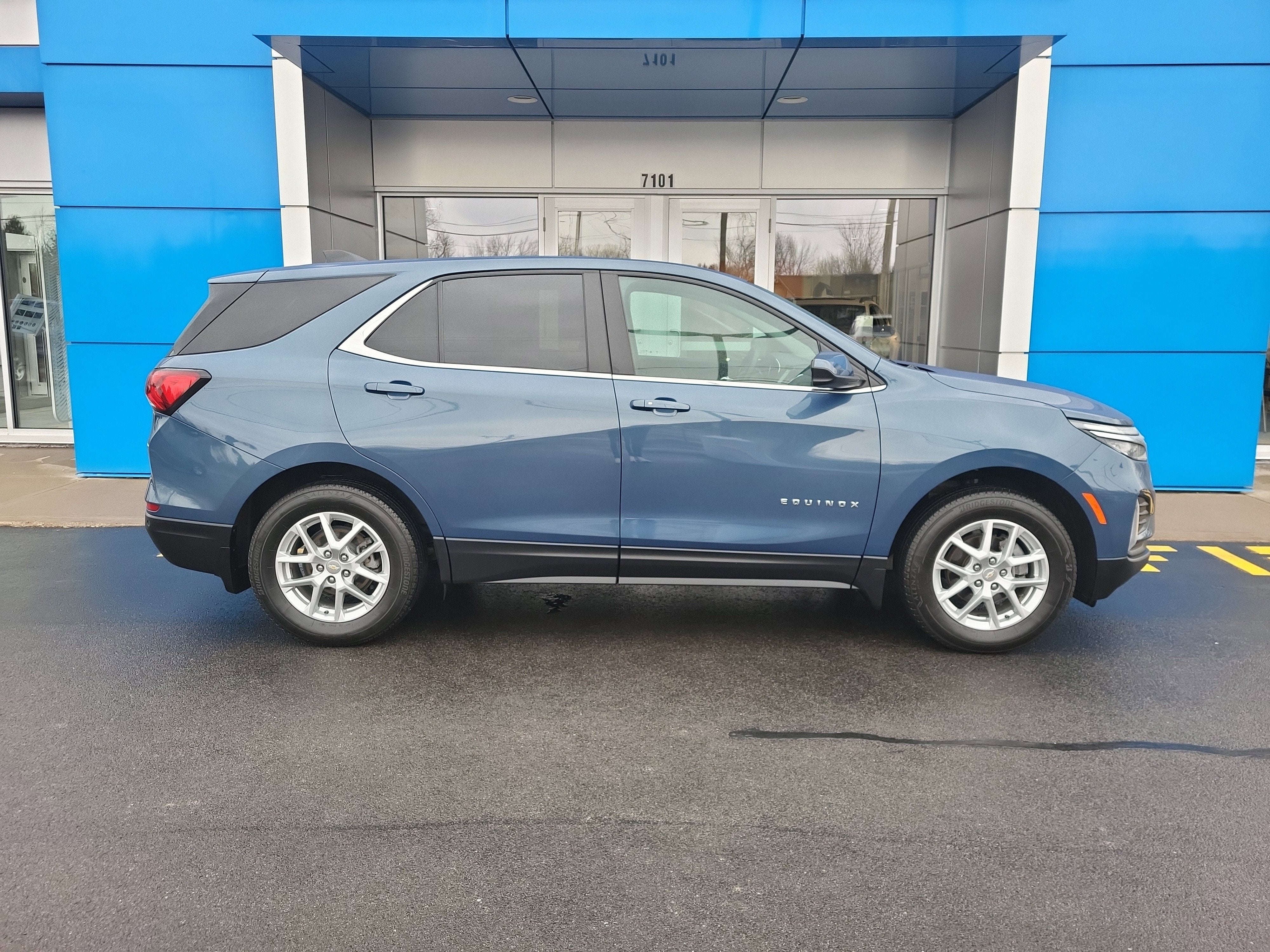 2024 Chevrolet Equinox LT