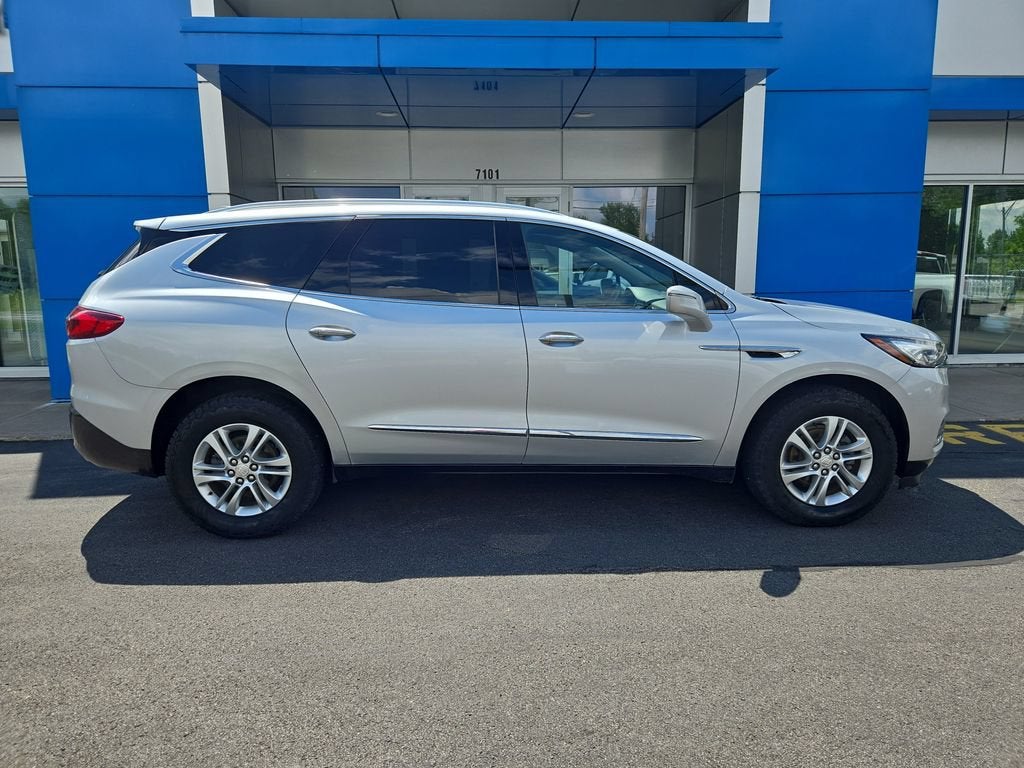 2020 Buick Enclave Essence