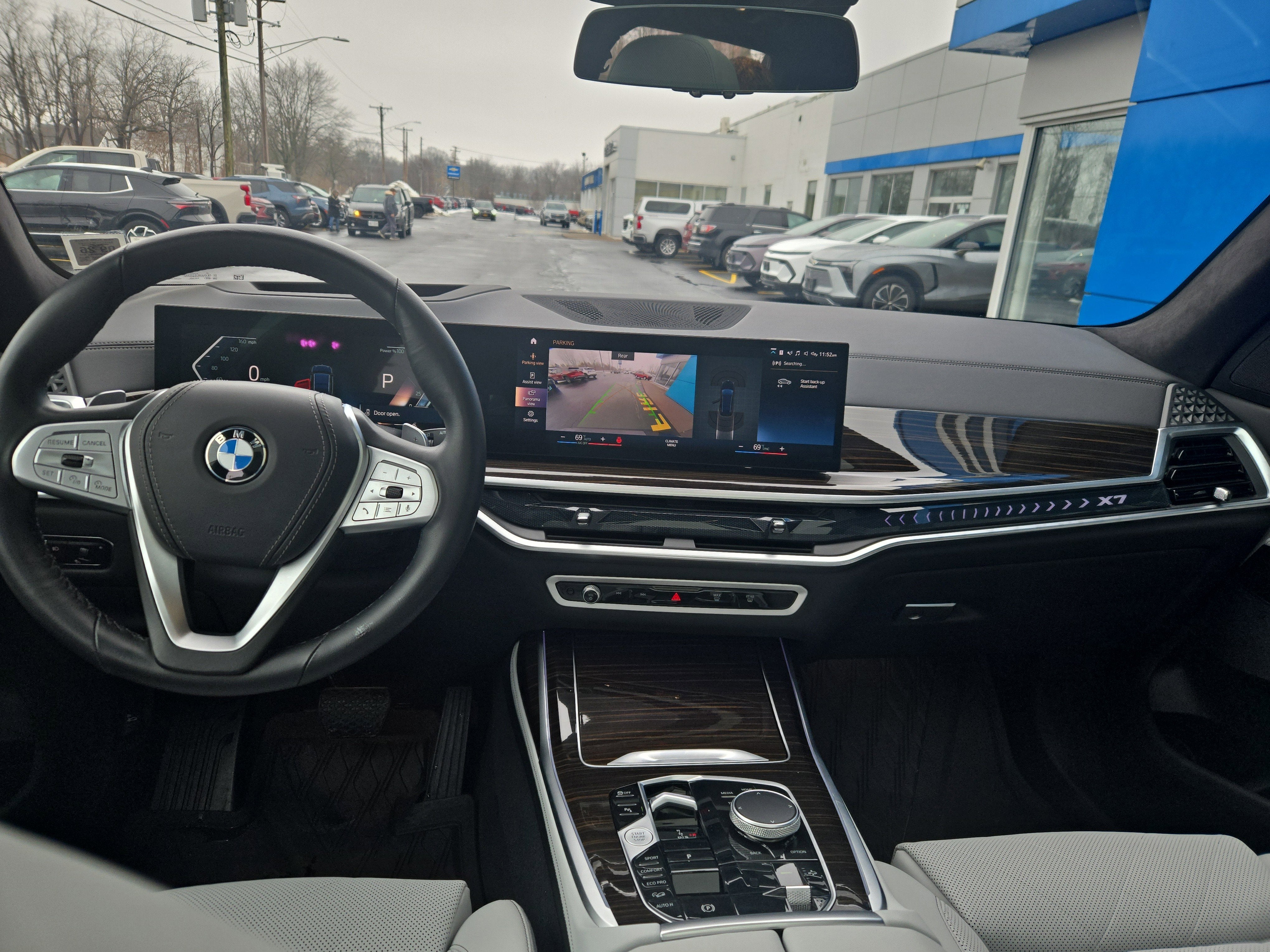 2023 BMW X7 xDrive40i