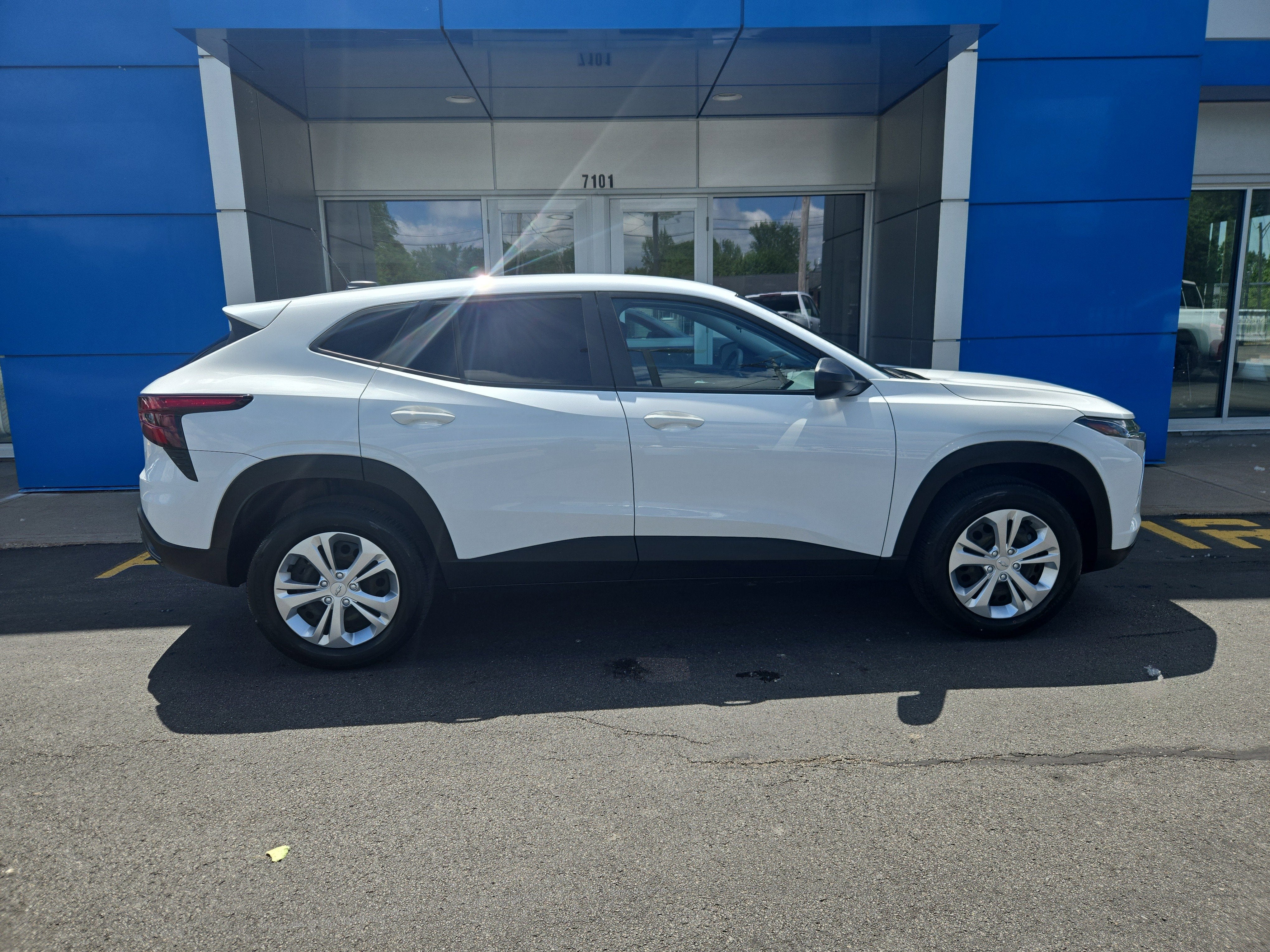 2024 Chevrolet Trax LS