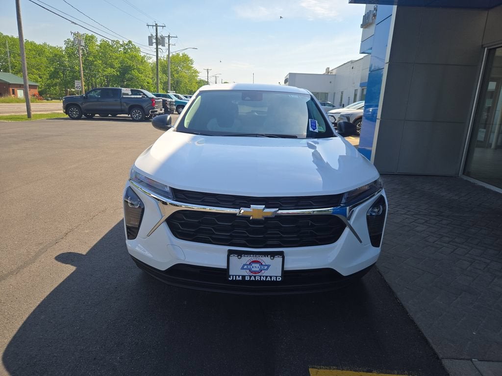 2025 Chevrolet Trax LS